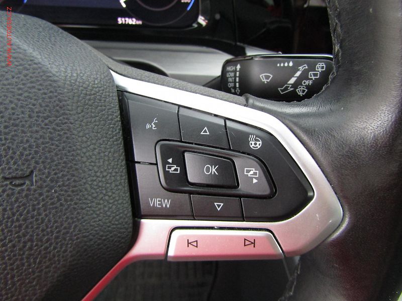 Volkswagen Golf (2020) 1.5 TSi, Style, LED, navi - fotka 14 z 22