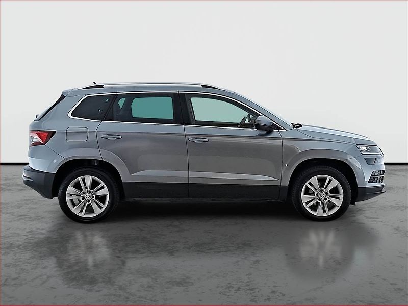 Škoda Karoq (2019) 1.6 TDI, Navi, Tempomat - fotka 6 z 19