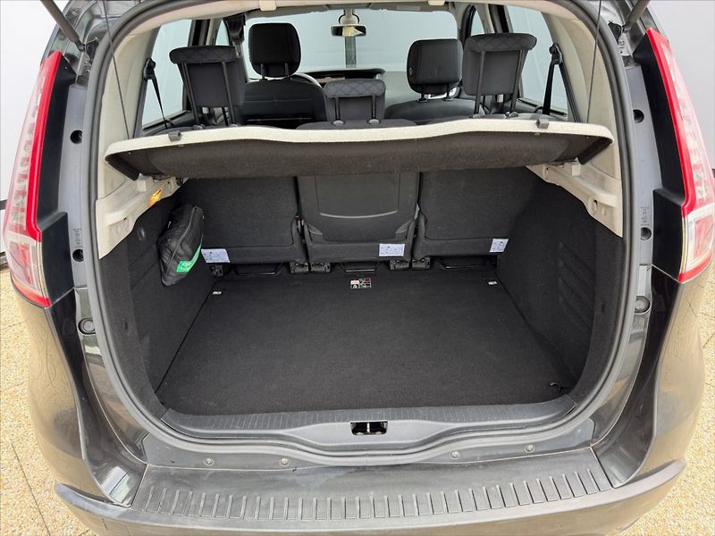 Renault Scénic 1,5 Dci 63kW-SERVISKA - fotka 14 z 23