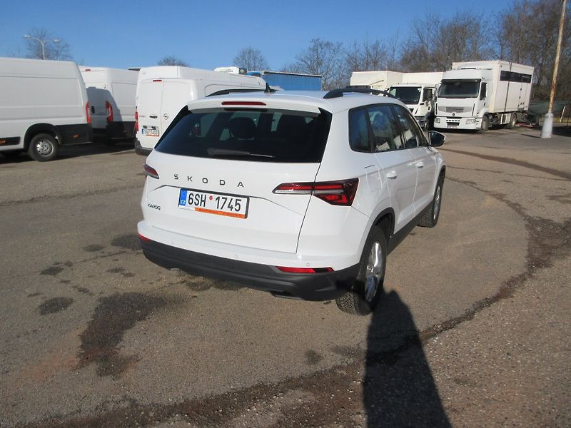Škoda Karoq SELECTION 2.0 TDI  CR 85 - fotka 6 z 20