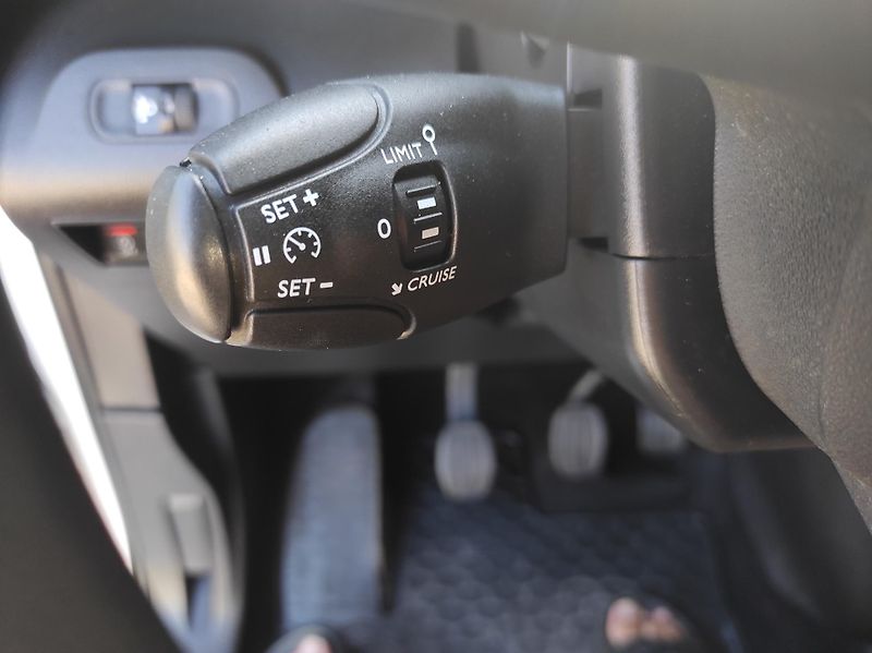 Toyota ProAce City 1,5D-4D 75kW L2, 1 maj., ČR - fotka 7 z 9