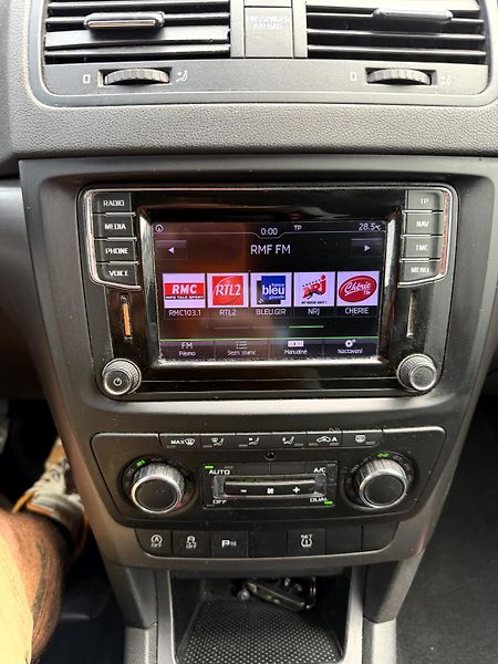 Škoda Yeti Ambition 1.4 TSI 92 kW - fotka 13 z 21