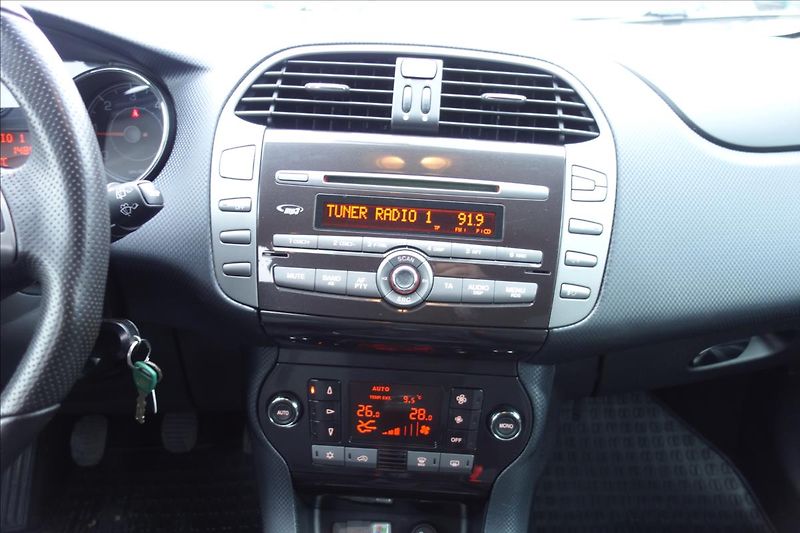 Fiat Bravo 1,6 JTD,ČR,SERVIS.KN.,EMOTION. - fotka 20 z 35