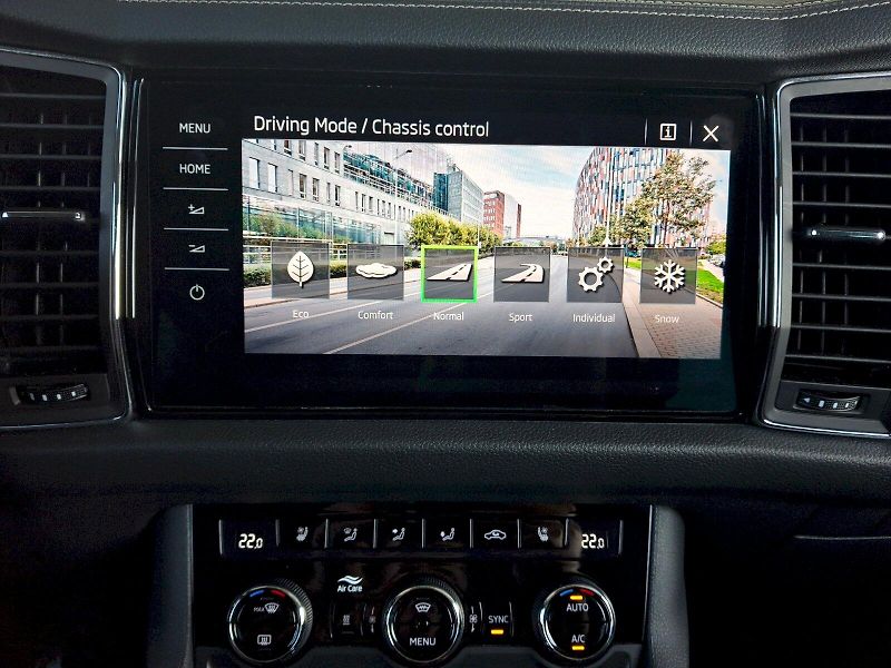 Škoda Kodiaq (2022) L&K DSG 2,0TDi 147kW - fotka 25 z 35