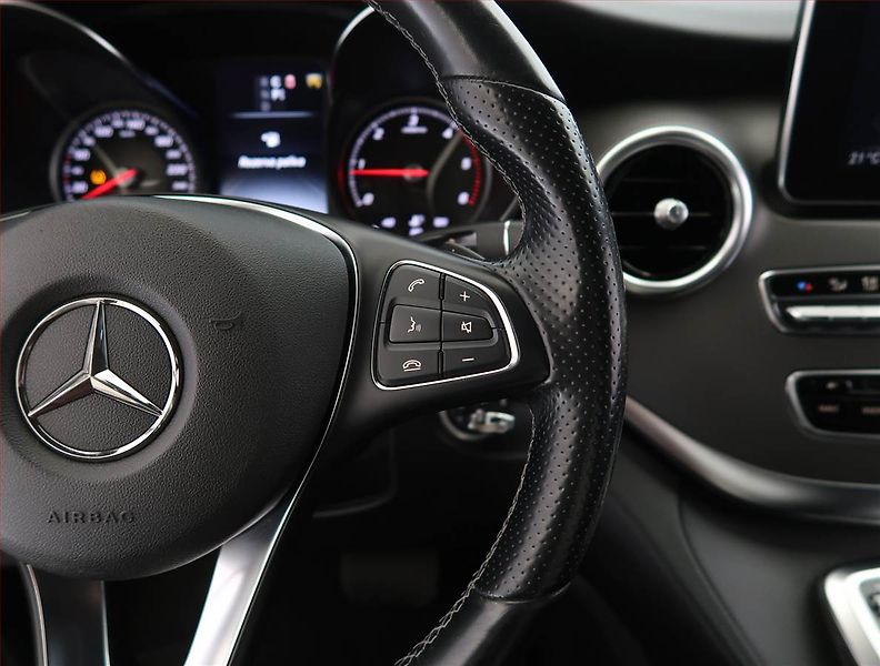 Mercedes-Benz Třídy V (2015) 250 d 4MATIC, 1Maj - fotka 26 z 32