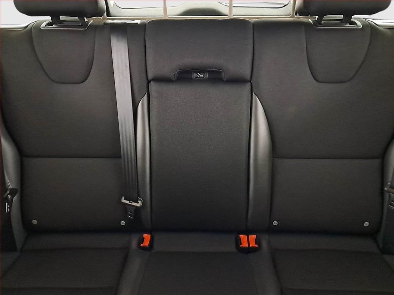 Volvo XC60 (2016) D4, 4X4, Automat, Serv.kniha - fotka 10 z 24
