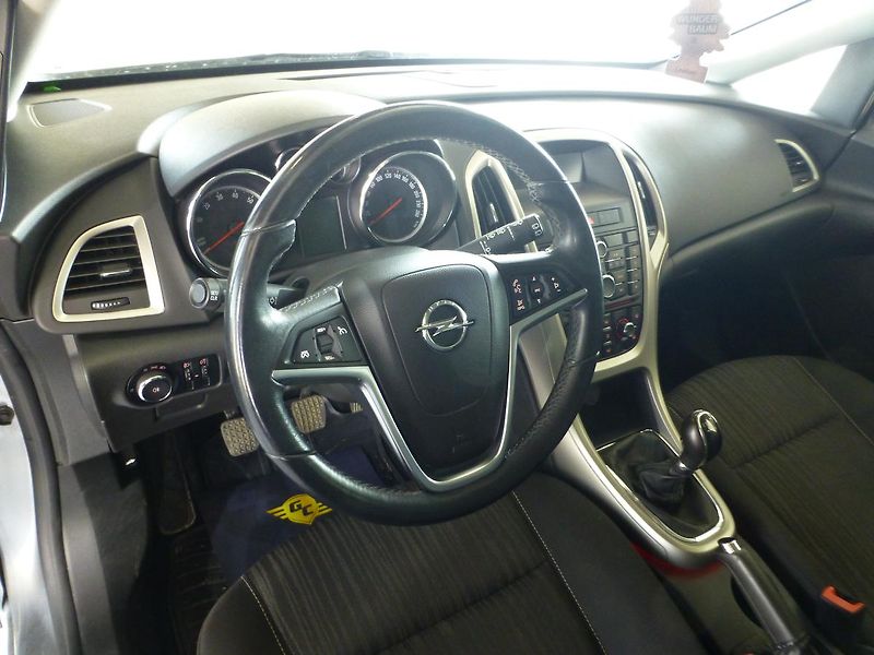 Opel Astra (2016) 1,4i-88KW*KLIMATIZACE - fotka 10 z 22