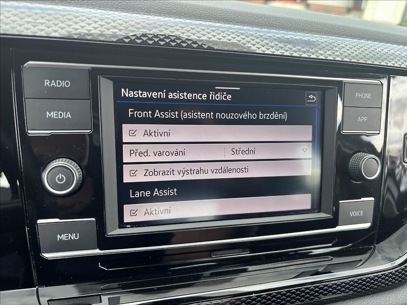 Volkswagen Taigo 1,0 TSI 81kW Life - fotka 38 z 46
