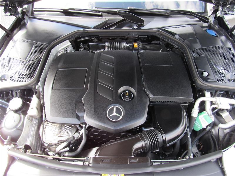 Mercedes-Benz Třídy C 1,6 d C200CDi 118kW Combi Avan - fotka 31 z 36