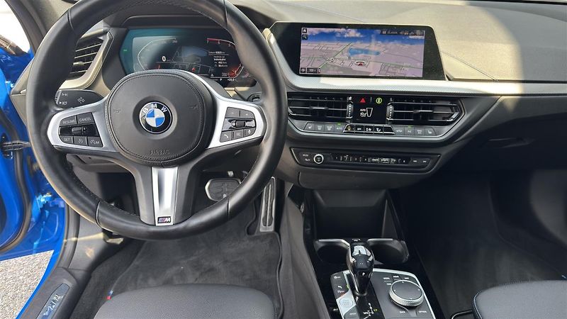 BMW Řada 1 118i Mpaket Automat - fotka 6 z 9