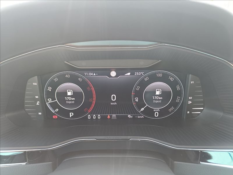 Škoda Superb 2,0 TDi, DSG Laurin & Klement - fotka 14 z 25