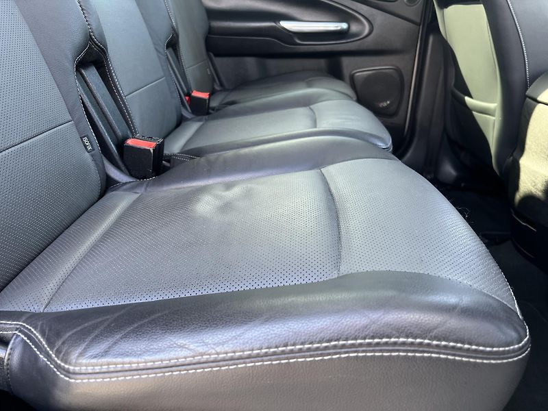 Ford S-MAX 2.0TDCi 103kw AUTOMAT TEMPOMAT - fotka 26 z 40
