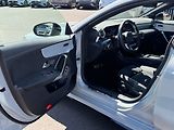 Mercedes-Benz CLA e Shooting Brake s hybridní te - náhled 22