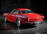 Původní Volvo P1800