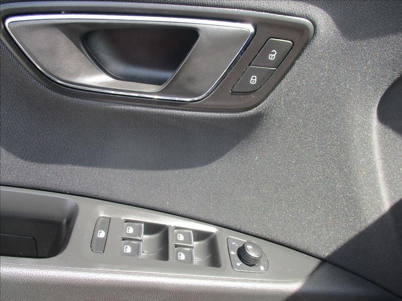 Seat Leon 1,5 TSI FR, digiklima,servis, - fotka 38 z 50