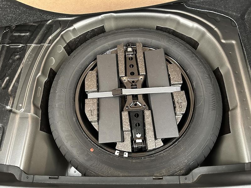 Škoda Kamiq 1.0 TSI Monte Carlo - fotka 29 z 30