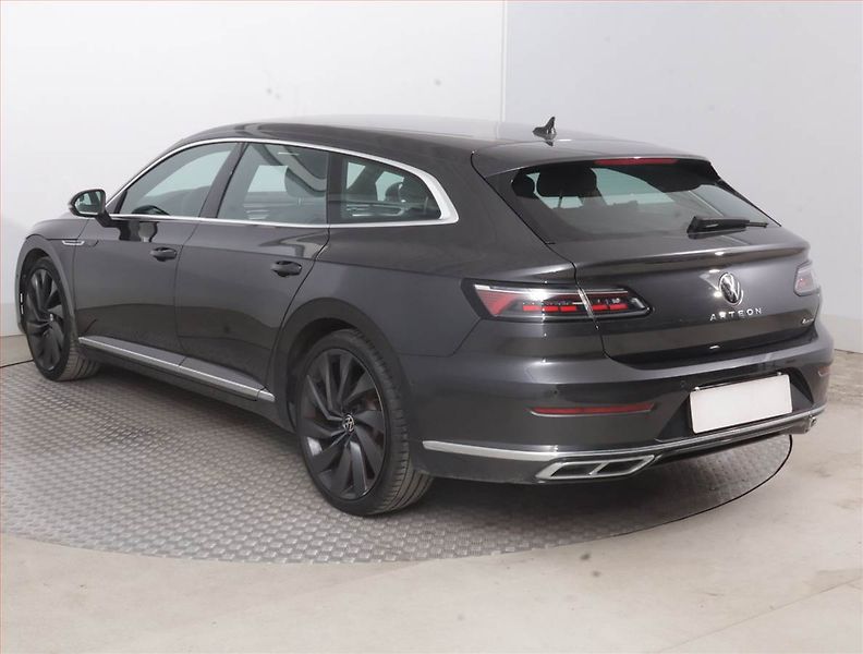 Volkswagen Arteon (2023) R-line 2.0 TDI 4Motion - fotka 4 z 16