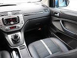 Ford Kuga (2009) Titanium 2.0 TDCi, 4X4 - náhled 8
