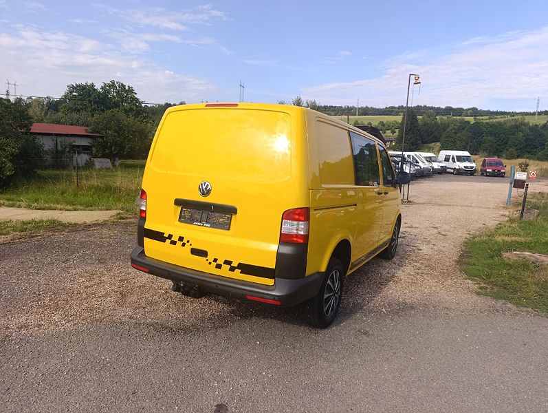 Volkswagen Transporter (2015) 2.0 TDi 84kw tažné 2x b.dv DPH - fotka 9 z 21