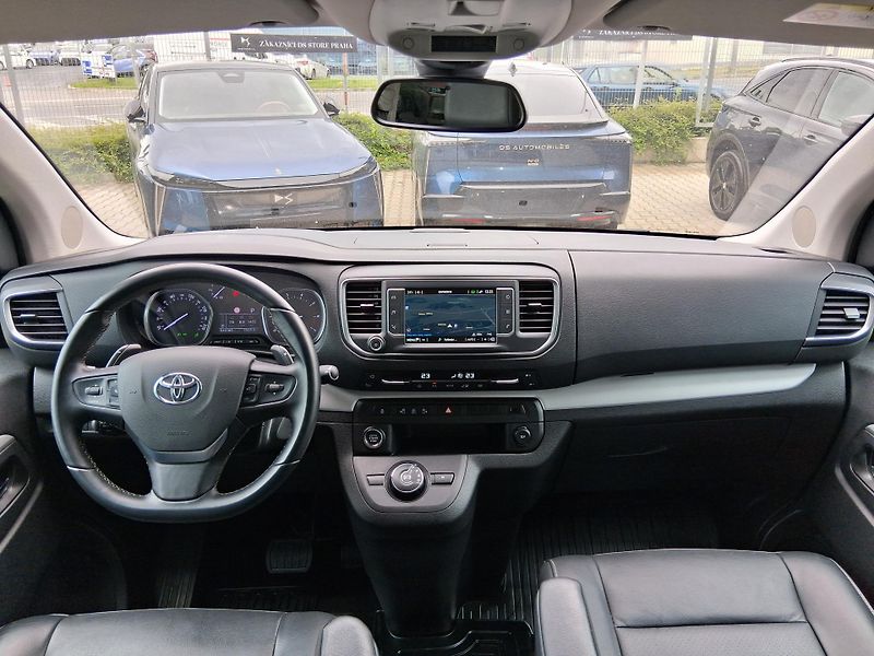 Toyota ProAce Verso VIP L2 2.0 D-4D 130 kW - fotka 2 z 25