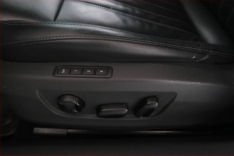 Škoda Superb (2016) Style 1.6 TDI, Kůže, Navi - fotka 21 z 22