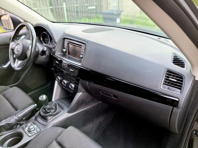 Mazda CX-5 2.0 benzin Rezervace - fotka 28 z 48