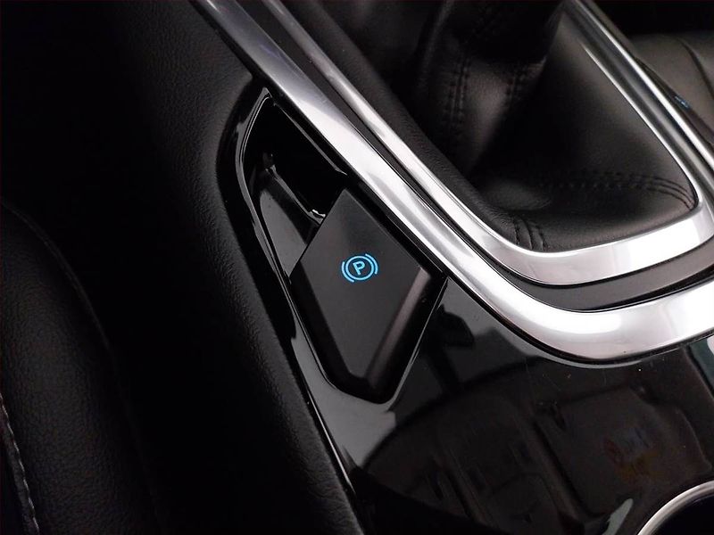 Ford S-MAX (2016) 2.0 TDCi, Kůže, Tempomat - fotka 20 z 22