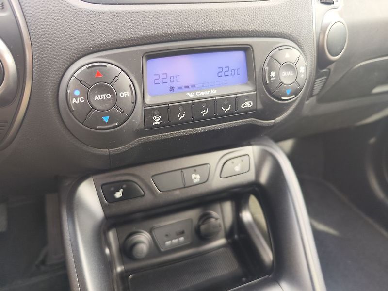 Hyundai ix35 1.7CRDI/85kW 1.Majitel - fotka 17 z 30
