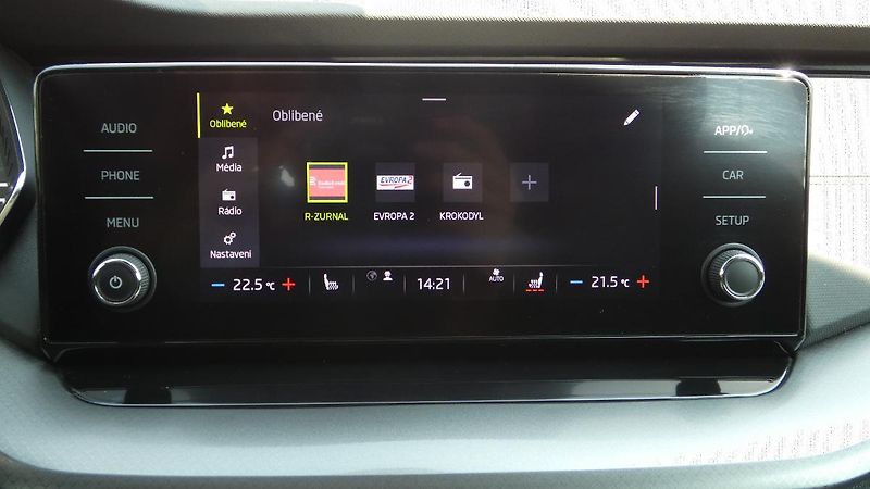 Škoda Octavia Combi 2,0 TDI Ambition - fotka 14 z 23