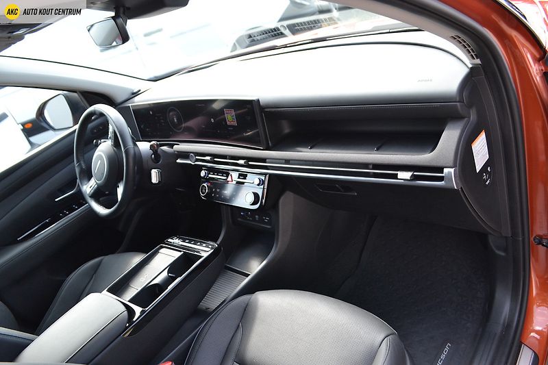 Hyundai Tucson 1,6 T-GDI PHEV 4WD AT PREMIUM - fotka 16 z 69
