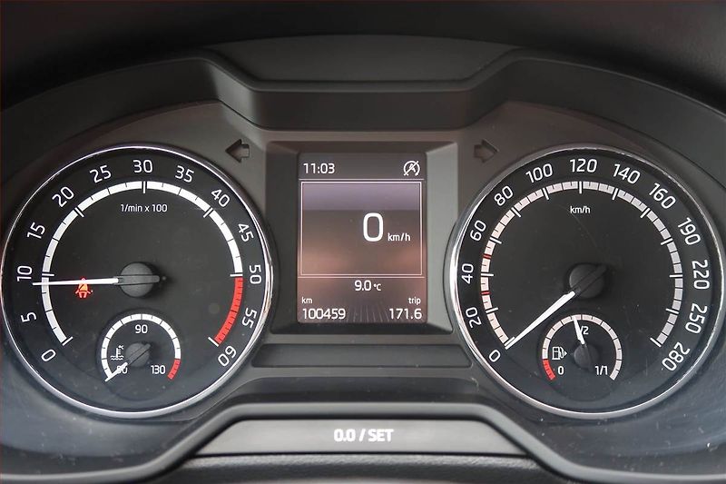 Škoda Octavia (2016) RS 2.0 TDI, Serv.kniha, Kůže - fotka 11 z 16
