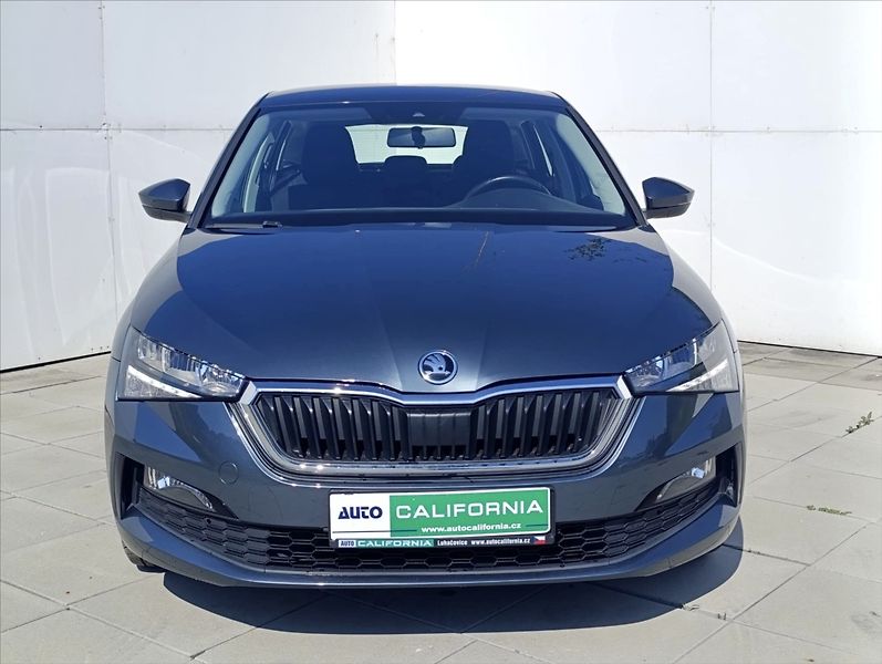 Škoda Scala 1,6 TDi DSG Ad.tempomat LED AL - fotka 3 z 36