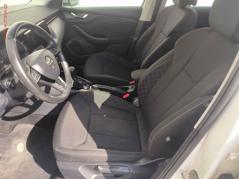 Škoda Kamiq (2019) 1.0 TSi, Ambition, DSG - fotka 9 z 21