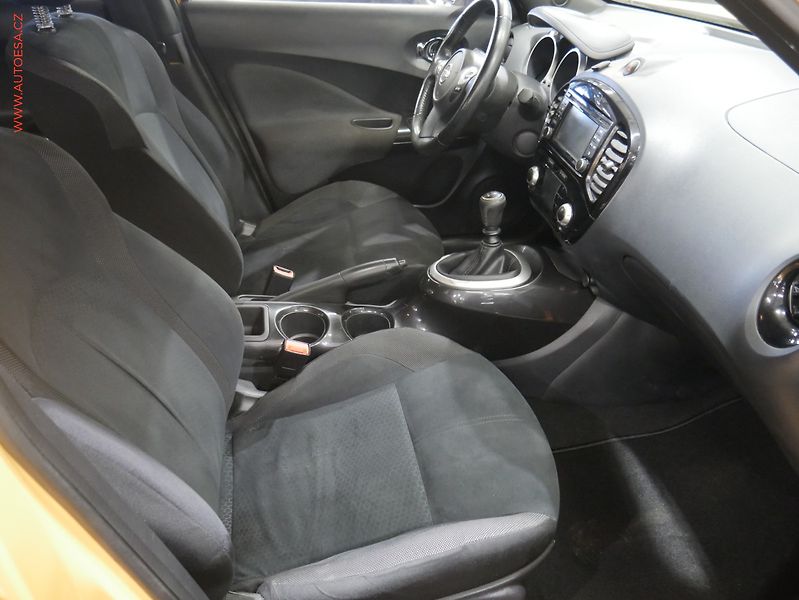 Nissan Juke (2015) 1.2i, 2.maj,ČR, Navi - fotka 13 z 16