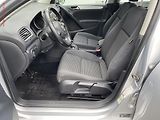 Volkswagen Golf (2010) 1.6 TDi, ČR, Trendline, AC - náhled 9