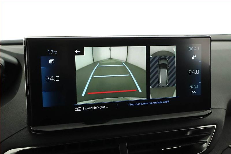 Peugeot 5008 (2023) PureTech 130 - fotka 11 z 20
