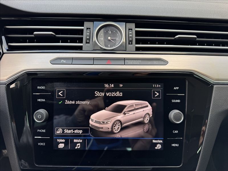 Volkswagen Passat 2,0 TDI HIGHLINE DPH 1.maj ČR - fotka 39 z 50