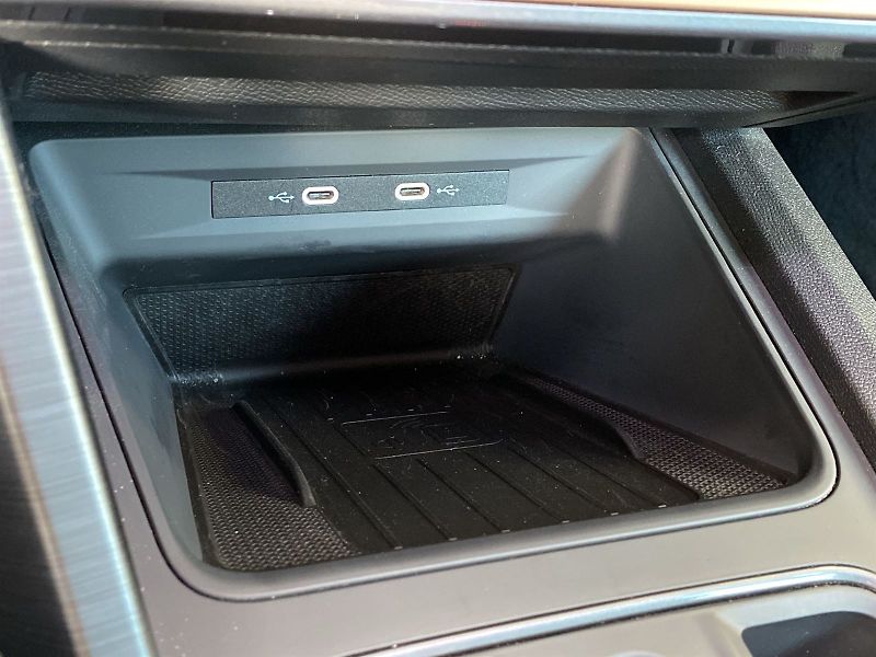 Cupra Formentor (2023) 1.5 TSI Automat - fotka 26 z 33