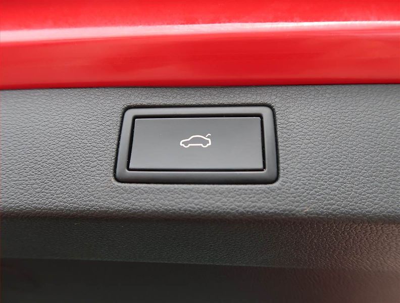 Škoda Kamiq (2023) Monte Carlo 1.5 TSI - fotka 22 z 23