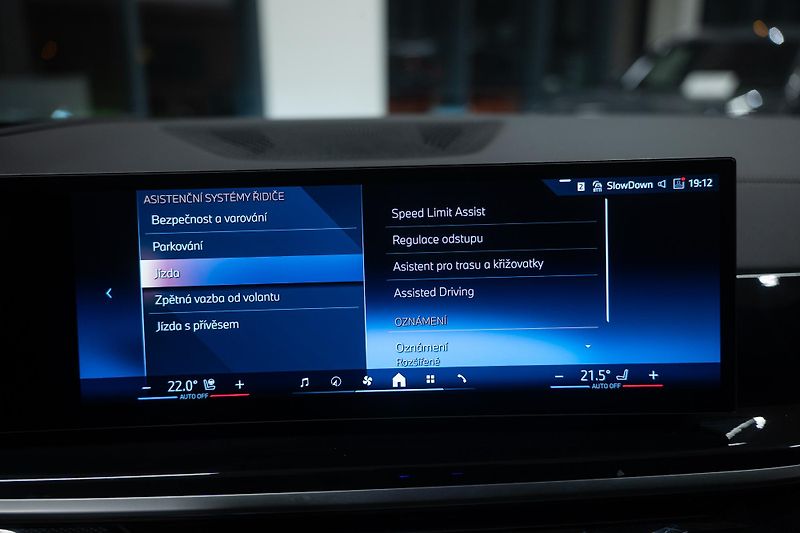 BMW X5 (2025) M40xD 250KW NEZÁVISLÉ TAŽNÉ  - fotka 47 z 59
