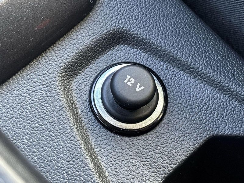 Volkswagen Polo (2023) 1.0 TSI DSG Style - fotka 21 z 27