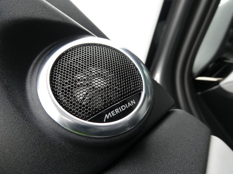Land Rover Range Rover Evoque 2,0 Dynamic SE D165 aut.4x4 - fotka 13 z 39