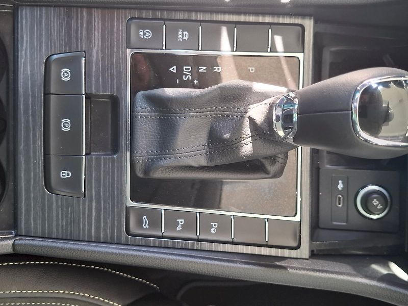 Škoda Superb (2024) COMBI STYLE PLUS TD 110/2.0 7D - fotka 22 z 33