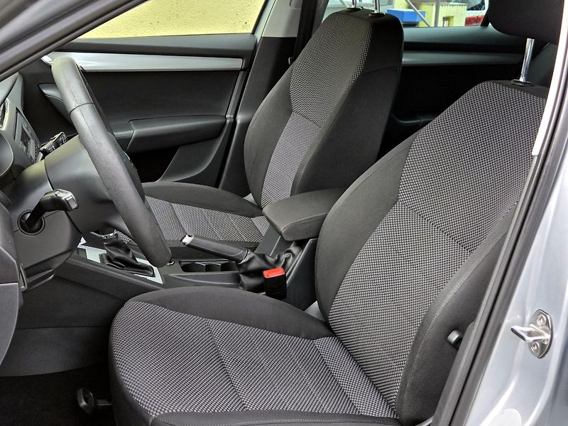 Škoda Octavia 1,2TSi DSG SERV.ŠKODA - fotka 29 z 47