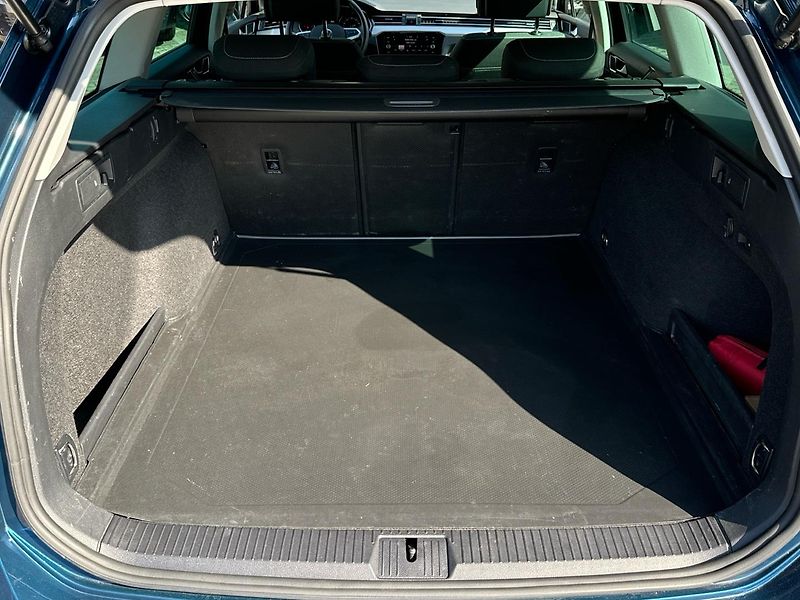 Volkswagen Passat Business 2.0 TDI 110 kW DSG Va - fotka 15 z 26