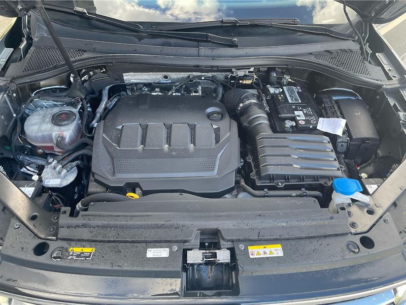 Volkswagen Tiguan 2.0 TDi DSG 7st. LIFE - fotka 26 z 28