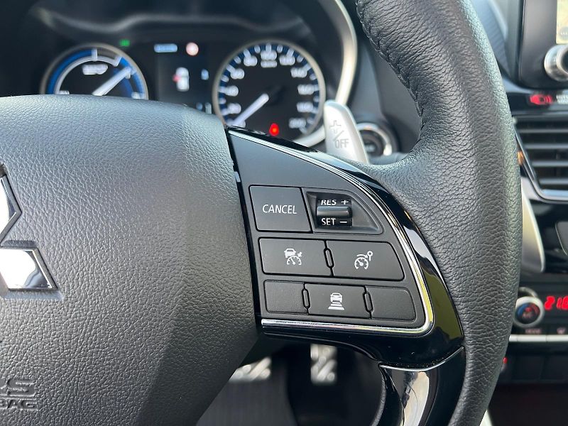 Mitsubishi Eclipse Cross (2024) INSTYLE 2.4 PHEV TAŽNÝ DPH CZ - fotka 21 z 30