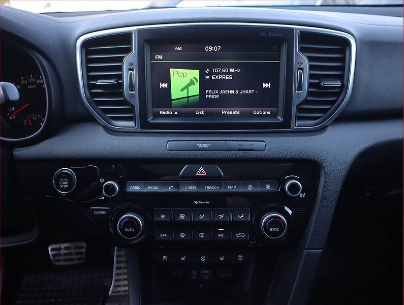 Kia Sportage (2016) 2.0 CRDi, 4X4, Automat, Kůže - fotka 12 z 25