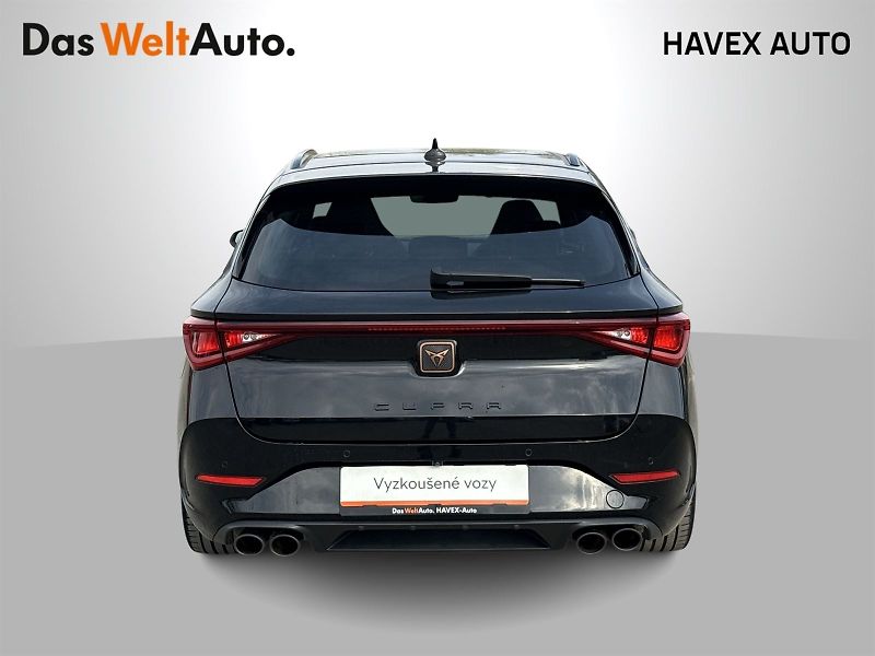 Cupra Leon (2021) SP 2.0 TSI 4Drive DSG VZ - fotka 30 z 30