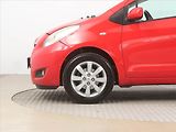 Toyota Yaris (2010) 1.0 VVT-i, za super cenu - náhled 7